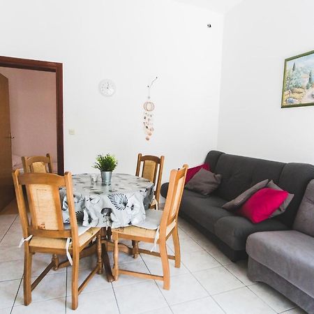 Apartmani Males Рогозниця Екстер'єр фото