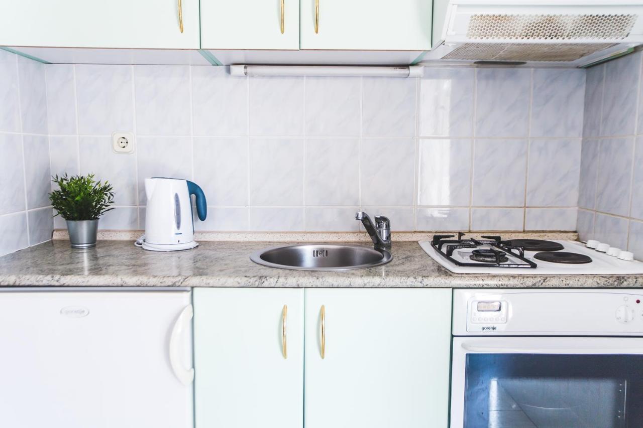 Apartmani Males Рогозниця Екстер'єр фото